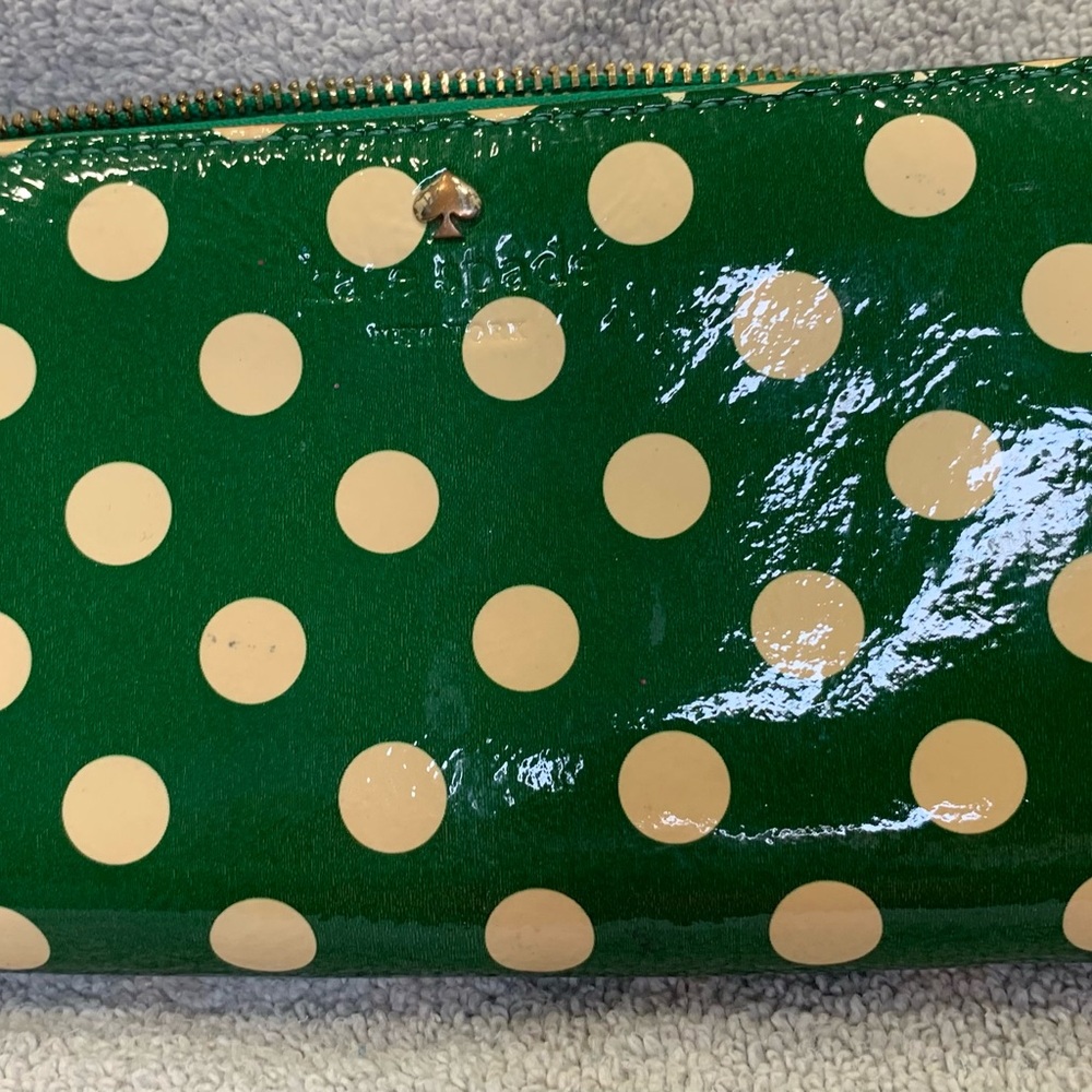 Kate Spade Lacey Zip Green and Cream Polka Dot Wallet - Picture 6 of 13